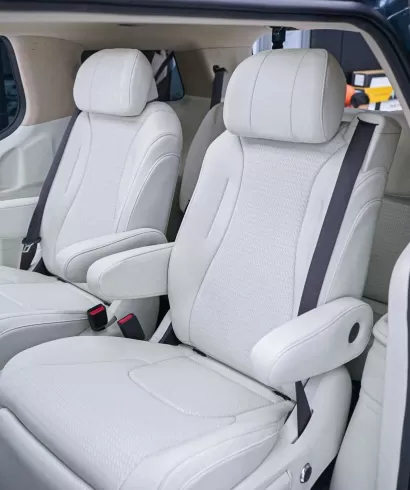 Độ Ghế Limousine - Biến Xe Thành Chuyên Cơ Mặt Đất