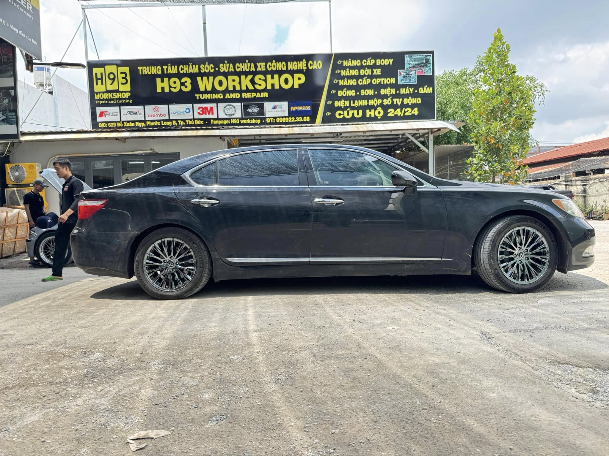 H93Workshop chuyên độ đèn ô tô an toàn và chuyên nghiệp