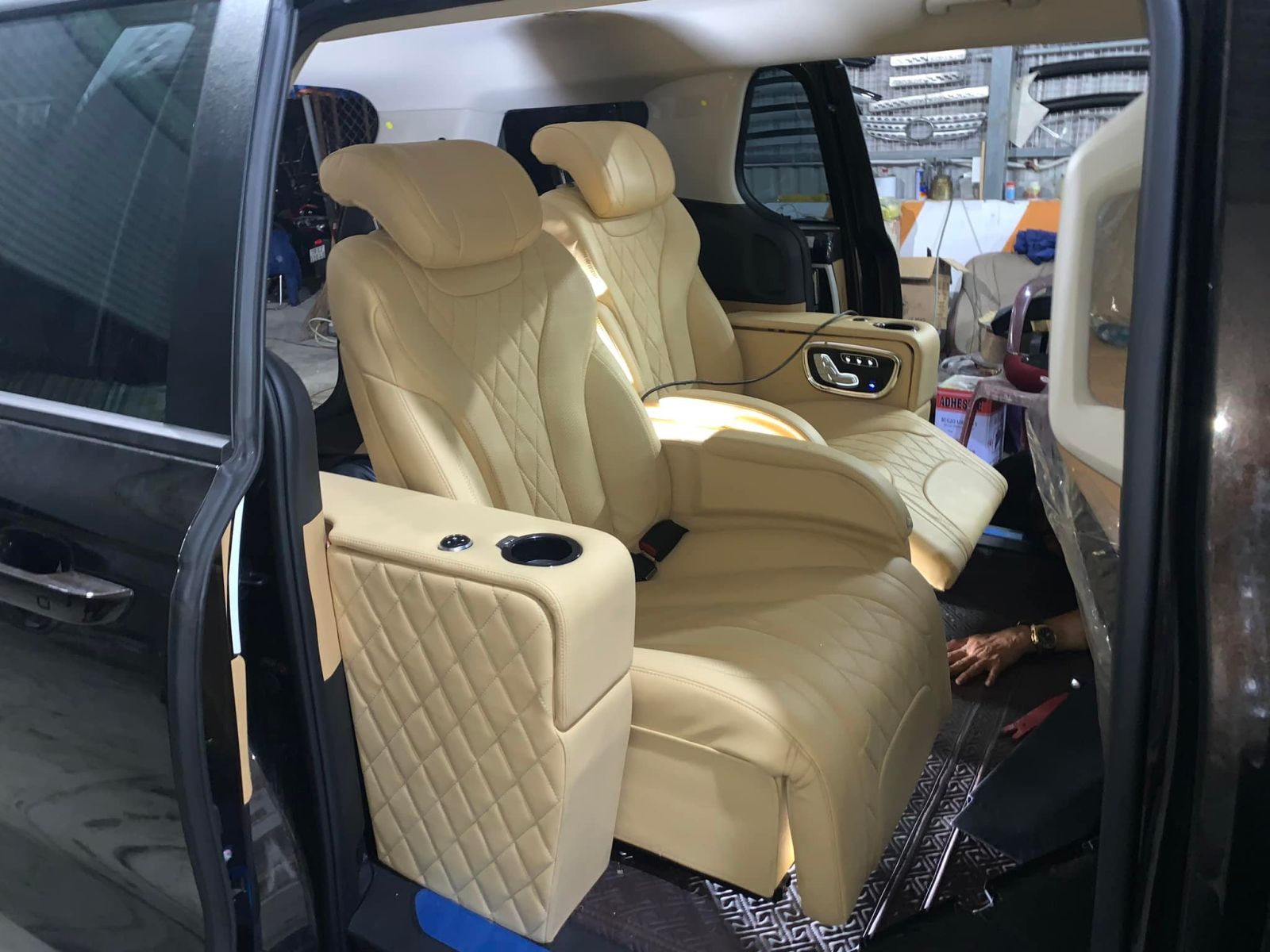 Độ ghế Limousine Ô tô thủ đức