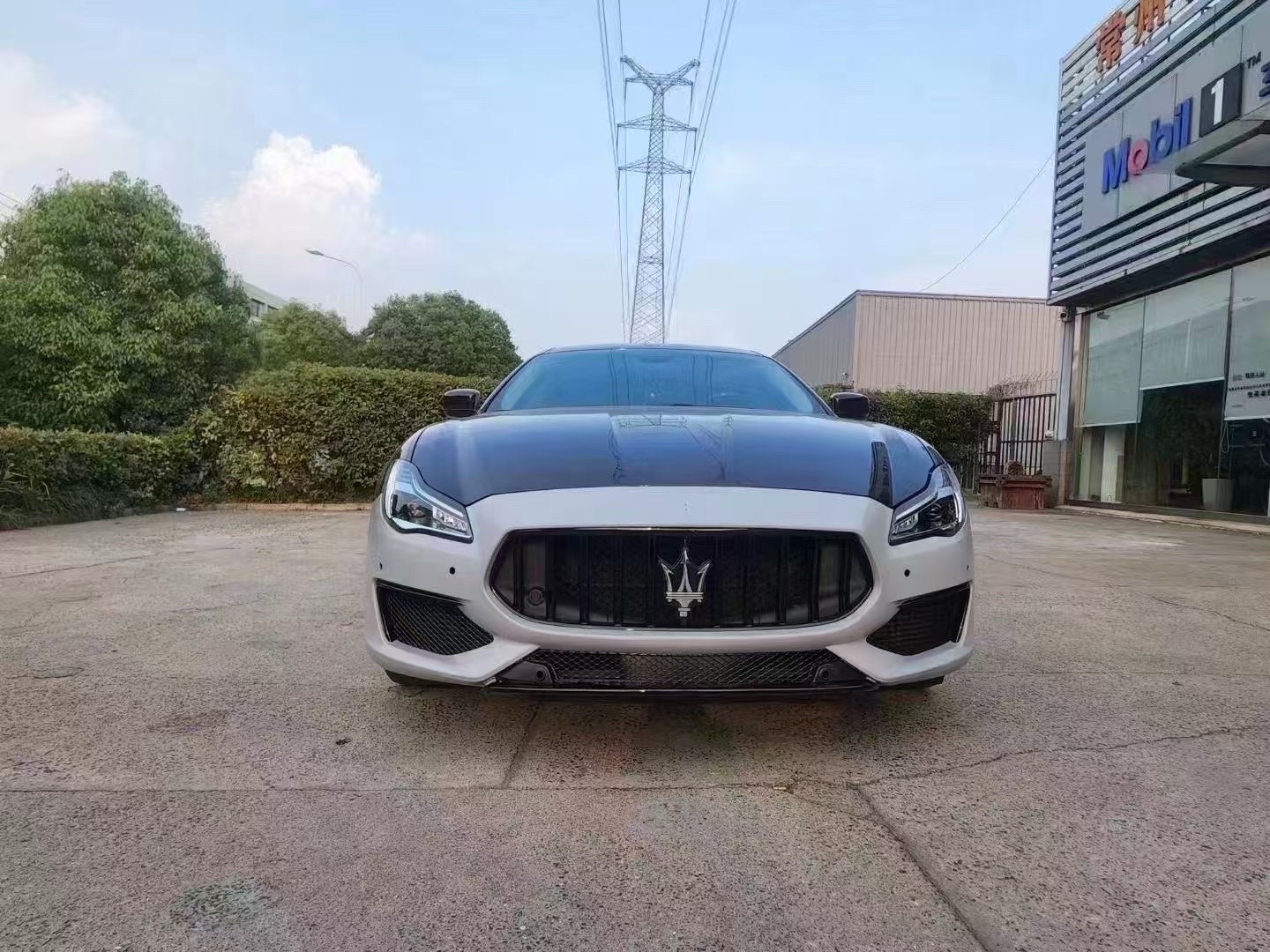 Nâng cấp bodykit Maserati
