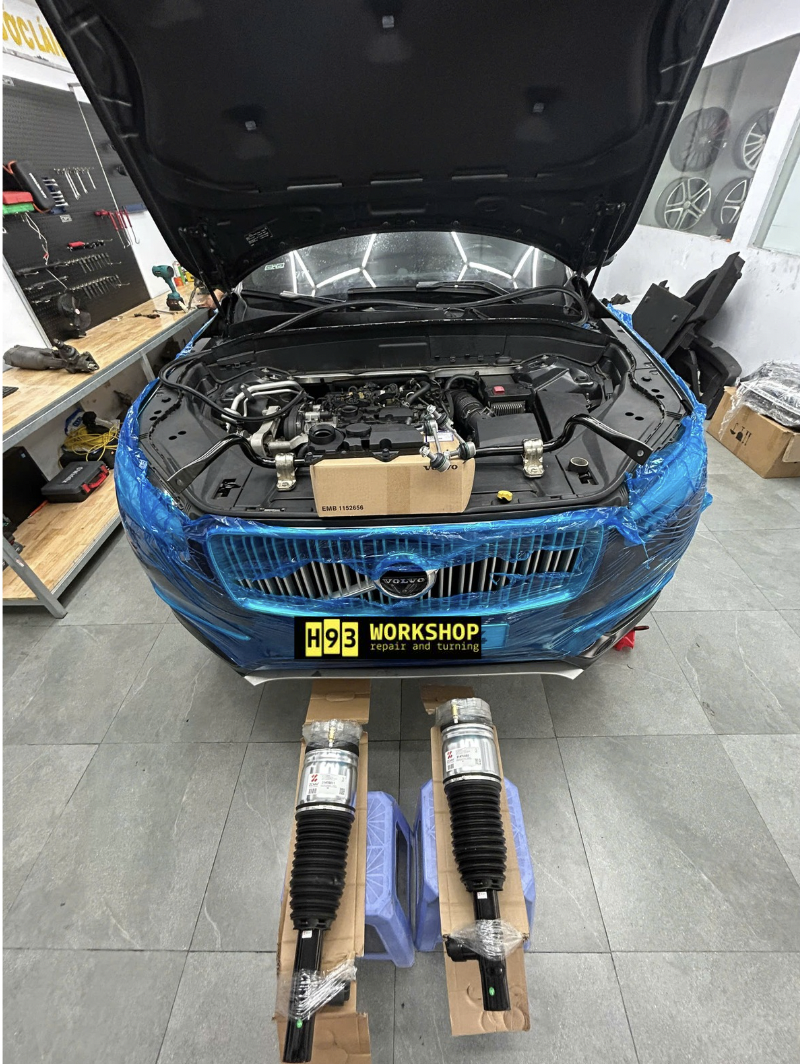 sửa chữa đèn- thay phuộc- thay supercharger volvo thủ đức